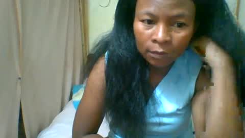 AichaDominix online show from August 5, 2026, 7:11 am