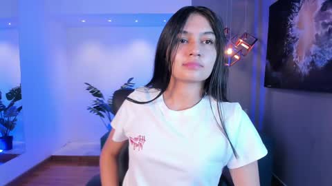 aidajoness online show from October 7, 2025, 11:51 am