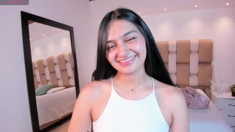 aidajoness online show from October 18, 2025, 12:17 pm