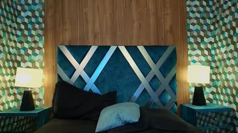 aiden_royce online show from October 15, 2025, 5:51 am