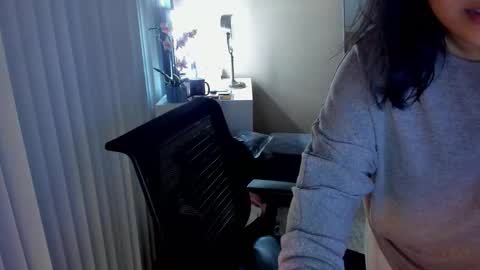 Snapshot of aigenerator chatting on December 5, 2025, 2:53 am Giana online show from December 5, 2025, 2:53 am