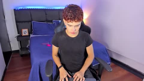 Aiden  online show from November 28, 2025, 12:52 pm