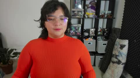 Snapshot of aikadreams chatting on March 2, 2025, 12:22 pm Catalina online show from March 2, 2025, 12:22 pm