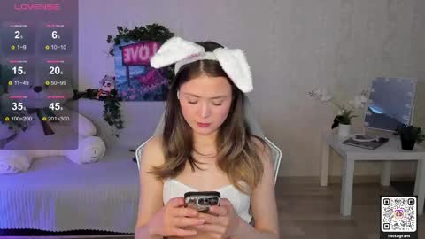 Lynn online show from April 13, 2026, 7:03 am