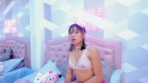 Snapshot of aikolee_ chatting on February 18, 2025, 3:21 am AikoLee online show from February 18, 2025, 3:21 am
