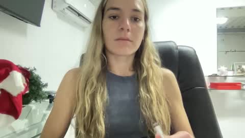 Aile online show from December 5, 2024, 2:11 pm