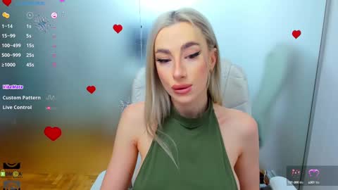 Snapshot of aileen_williams chatting on February 24, 2025, 5:33 am Allie online show from February 24, 2025, 5:33 am