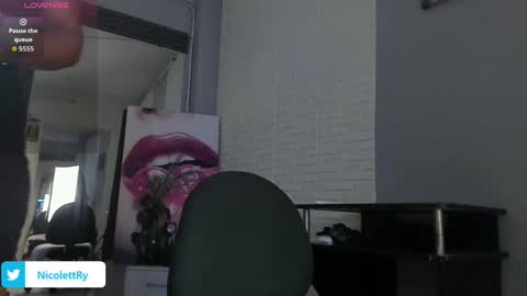 aileenkeys online show from May 27, 2026, 1:57 am
