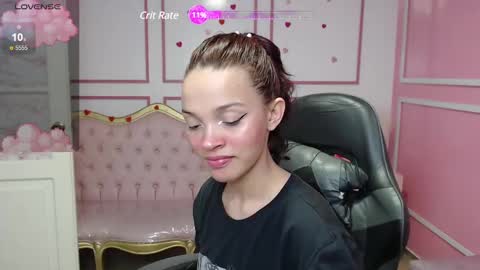 Snapshot of ailen_t chatting on December 16, 2024, 3:51 am Ailen online show from December 16, 2024, 3:51 am