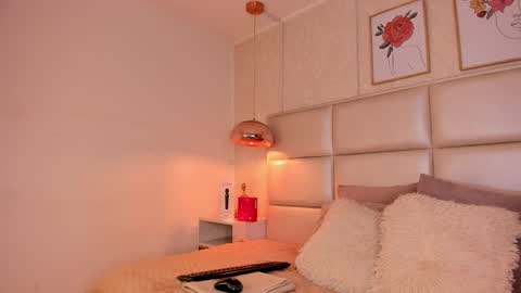 Aily Yozuko online show from November 21, 2025, 2:54 am