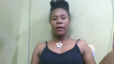 aimee982179 online show from May 5, 2026, 3:14 am