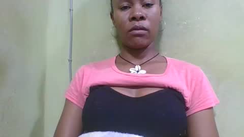 aimee982179 online show from May 17, 2026, 2:13 pm