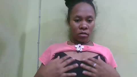 aimee982179 online show from May 18, 2026, 2:18 am
