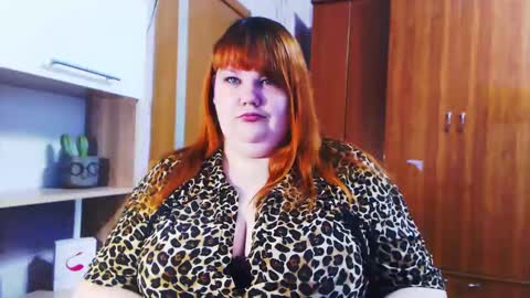 Snapshot of aimeerosebud chatting on January 28, 2025, 2:43 am AimeeRosebud online show from January 28, 2025, 2:43 am