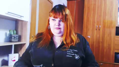 Snapshot of aimeerosebud chatting on February 9, 2025, 2:07 pm AimeeRosebud online show from February 9, 2025, 2:07 pm