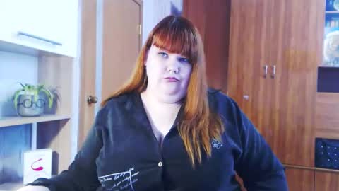 Snapshot of aimeerosebud chatting on December 16, 2025, 4:50 am AimeeRosebud online show from December 16, 2025, 4:50 am