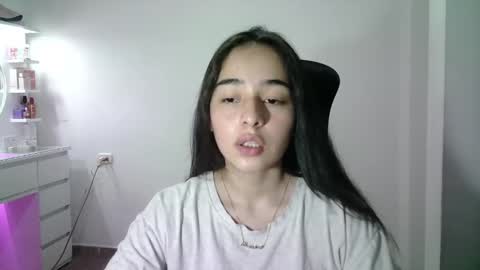 AINE online show from November 12, 2025, 11:36 pm