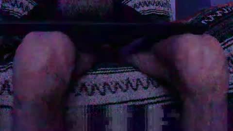 Snapshot of airportguy chatting on October 19, 2025, 1:06 am airportguy online show from October 19, 2025, 1:06 am