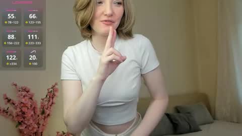 Sofia help me get 50 thumbs up online show from May 27, 2026, 5:26 am