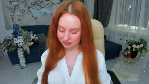 Snapshot of airysilhouette chatting on May 26, 2026, 10:11 am Louise online show from May 26, 2026, 10:11 am