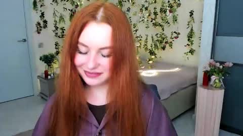 Snapshot of airysilhouette chatting on June 3, 2026, 7:30 pm Louise online show from June 3, 2026, 7:30 pm