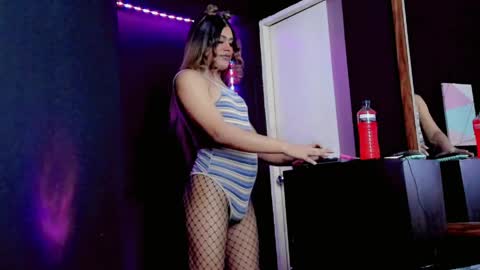 aisha_dance online show from April 30, 2026, 10:03 pm