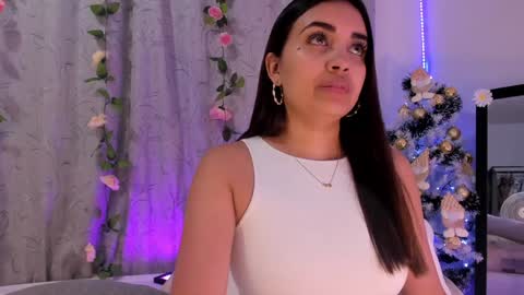 Snapshot of aisha_es chatting on December 30, 2024, 10:34 pm Aisha online show from December 30, 2024, 10:34 pm