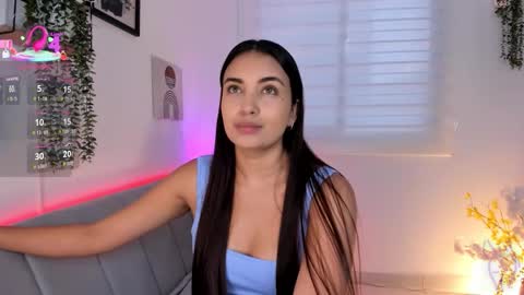 Snapshot of aisha_es chatting on February 9, 2026, 10:36 pm Aisha online show from February 9, 2026, 10:36 pm