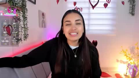 Snapshot of aisha_es chatting on February 19, 2026, 9:00 pm Aisha online show from February 19, 2026, 9:00 pm