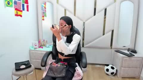 Snapshot of aisha_hotts777 chatting on July 13, 2026, 7:27 pm Aisha online show from July 13, 2026, 7:27 pm