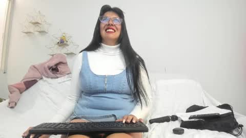 Snapshot of aisha_latina chatting on February 18, 2026, 2:57 pm Katie online show from February 18, 2026, 2:57 pm