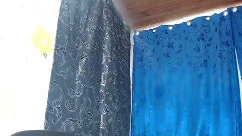 Snapshot of aisha_mcflury chatting on November 23, 2025, 4:45 am alexia online show from November 23, 2025, 4:45 am