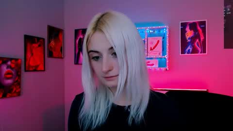 Snapshot of aisha_mell chatting on February 3, 2026, 9:09 pm aisha_mell online show from February 3, 2026, 9:09 pm