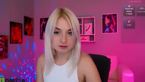 Snapshot of aisha_mell chatting on February 5, 2026, 9:08 pm aisha_mell online show from February 5, 2026, 9:08 pm