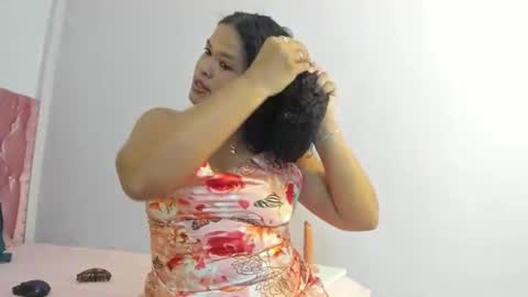 Snapshot of aisha_moore chatting on June 14, 2026, 12:29 pm AISHA MOORE online show from June 14, 2026, 12:29 pm