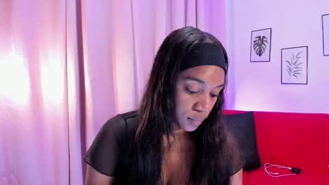 Snapshot of aisha_w10 chatting on September 27, 2025, 12:43 pm Aisha online show from September 27, 2025, 12:43 pm
