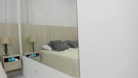 Snapshot of aisha_wells chatting on February 8, 2026, 3:32 am Aisha online show from February 8, 2026, 3:32 am