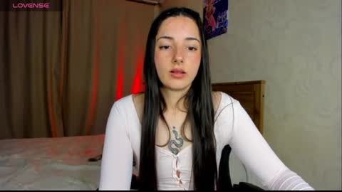 Aisha online show from June 25, 2026, 9:19 pm