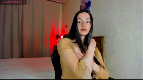 Aisha online show from July 5, 2026, 9:44 pm