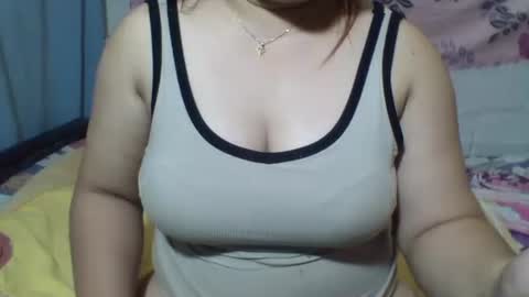 Snapshot of aislahrose chatting on January 19, 2026, 6:39 am rosie online show from January 19, 2026, 6:39 am