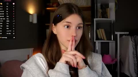 Aliza online show from November 2, 2025, 1:08 am