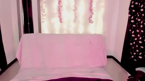 Snapshot of aissen__star chatting on March 3, 2026, 4:35 pm Mar online show from March 3, 2026, 4:35 pm