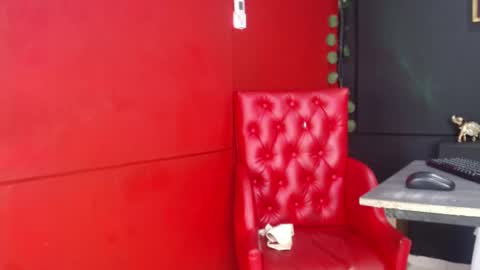 Ahitana Russ online show from January 10, 2026, 5:15 pm