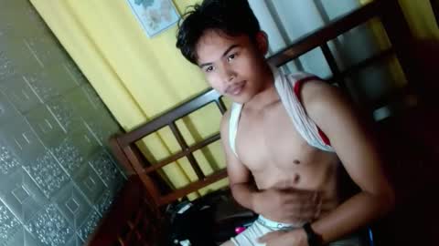 Snapshot of aivanboyyy chatting on February 17, 2026, 8:22 am aivanboyyy online show from February 17, 2026, 8:22 am