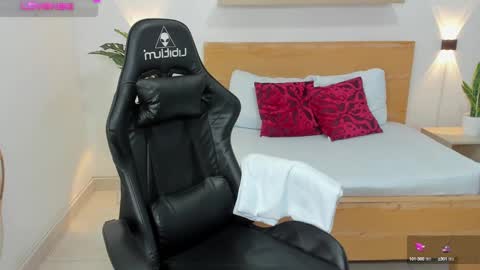 Snapshot of aixa_15 chatting on February 28, 2025, 11:58 am Aixa Burgos online show from February 28, 2025, 11:58 am