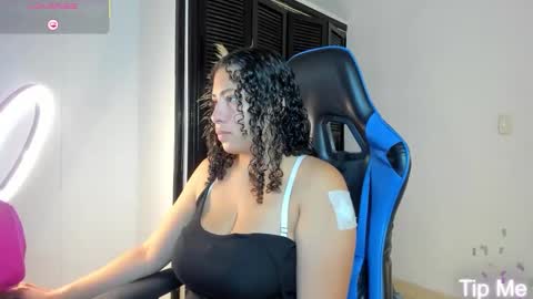 Snapshot of aixa_15 chatting on September 20, 2025, 11:33 am Aixa Burgos online show from September 20, 2025, 11:33 am