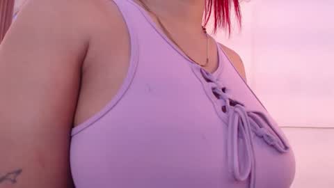 Snapshot of aixa_shaw chatting on November 12, 2025, 12:05 pm AIXA online show from November 12, 2025, 12:05 pm