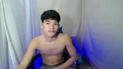 Snapshot of aj_daksxx chatting on January 6, 2026, 2:10 pm aj_daksxx online show from January 6, 2026, 2:10 pm