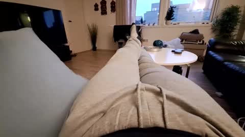 ak_2 online show from January 19, 2026, 7:56 am