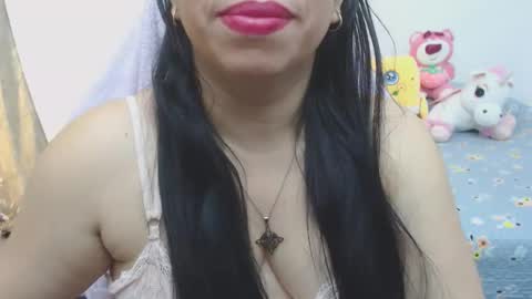 Akane online show from May 26, 2026, 2:24 pm